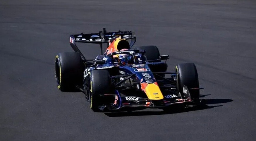Formula 1 Dünya Şampiyonası’nın 16. yarışı Bahreyn Grand Prix’sini Red