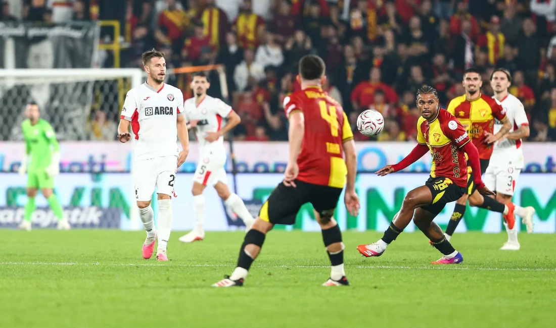 Trendyol Süper Lig'in 9. haftasında Göztepe, sahasında konuk ettiği Arca