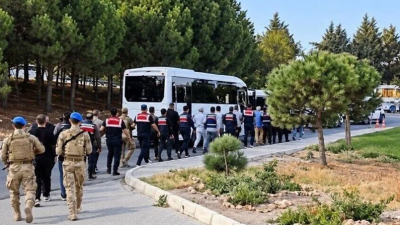 İzmir’de Çeşme Belediyesine yönelik “suç örgütü kurma, yönetme ve üye