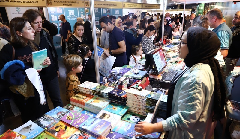 Konya’da her yıl yüz binlerce kitapseveri buluşturan Konya Kitap Günleri’nin