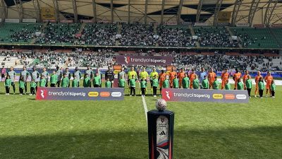 Trendyol Süper Lig'in 7. haftasında TÜMOSAN Konyaspor'un sahasında İstanbul Başakşehir
