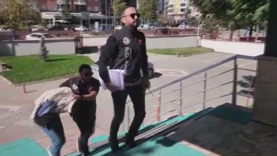 Konya'nın Seydişehir ilçesinde polis ekiplerince düzenlenen uyuşturucu operasyonunda 3 şüpheli