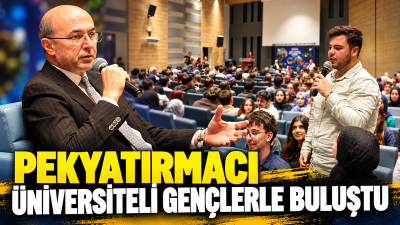 Selçuklu Belediye Başkanı Ahmet Pekyatırmacı, Selçuklu Gençlik Meclisi tarafından düzenlenen