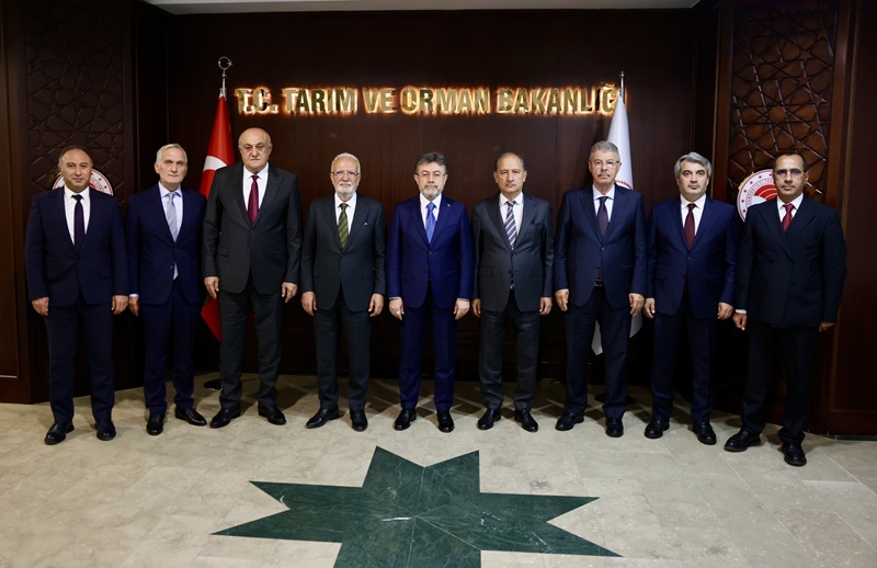 SPOT: Tarım ve Orman Bakanı İbrahim Yumaklı, şeker sektörü temsilcileriyle