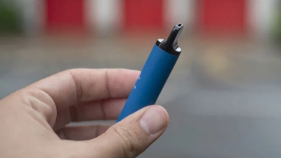 Uzmanlar, elektronik sigaranın “zararsız” ya da “daha az zararlı” olduğu